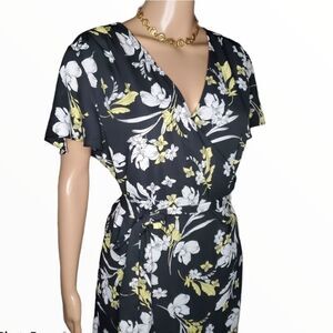 Women's Worthington black Floral Wrap Dress